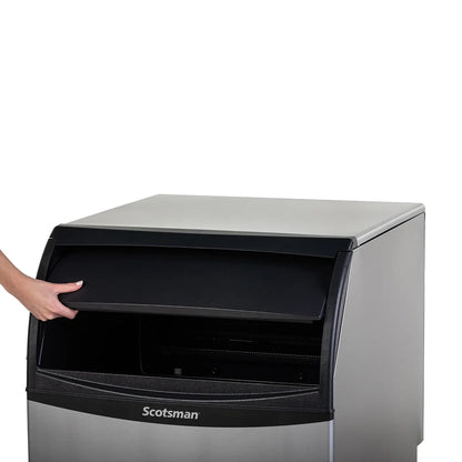 Scotsman UC2024MA-1 80 Lbs. Bin Storage Air Cooled Medium Cube Style Undercounter Ice Maker with Bin - 115 Volts