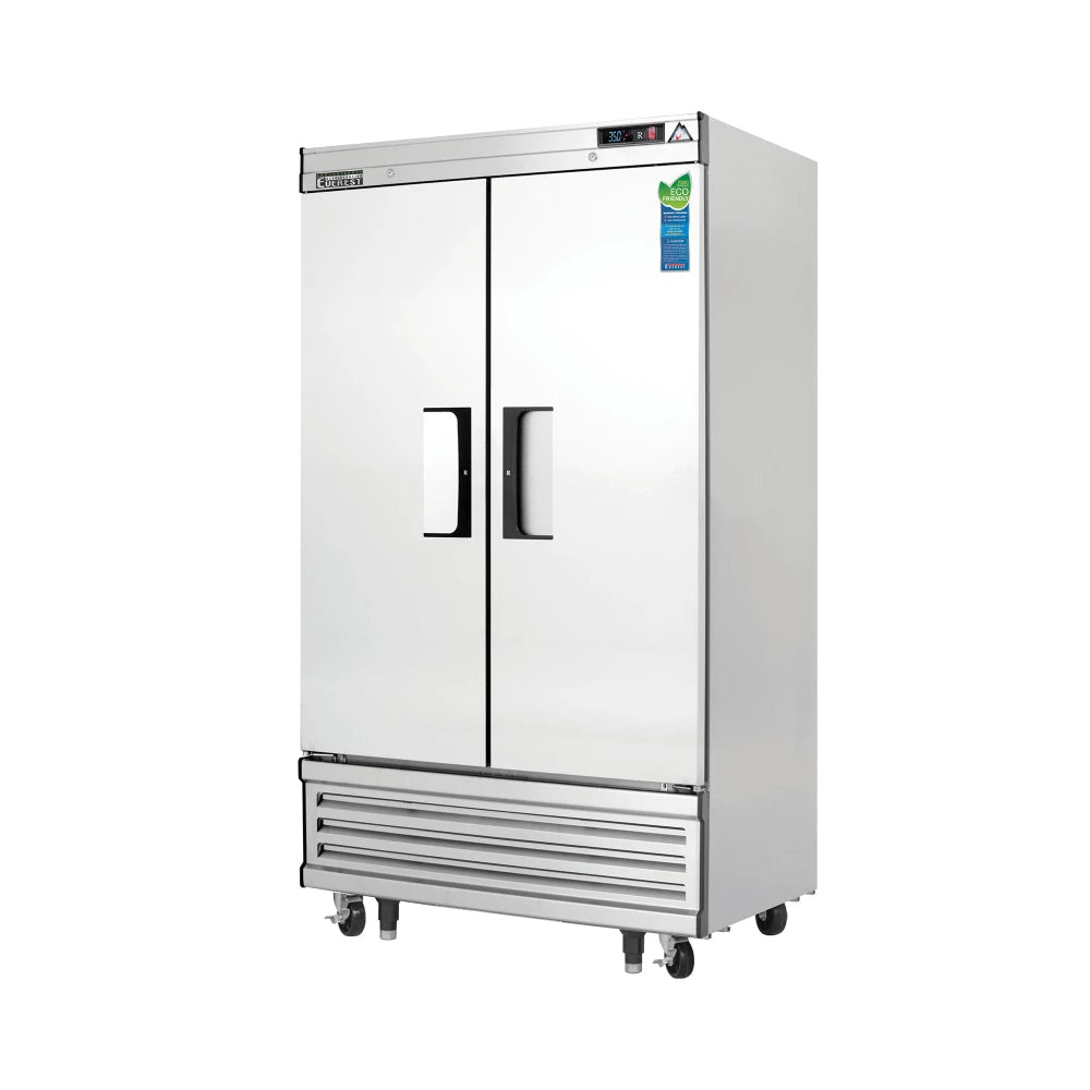 Everest Refrigeration EBNR2 39.38" W Two-Section Reach In Refrigerator